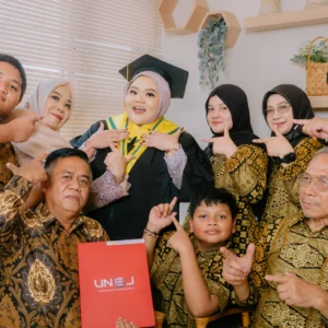 Graduation 3 (8 orang)