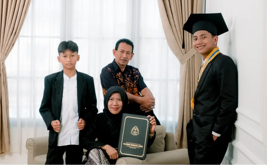 Graduation1 (1)